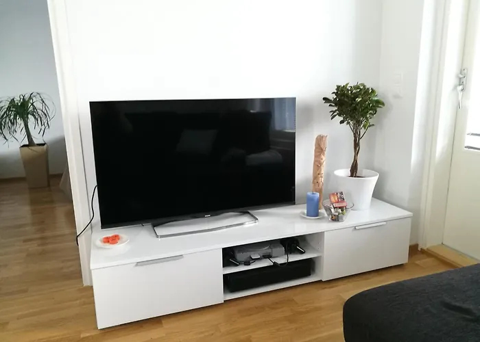 Stylish 1br Private Parking Sauna Appartamento